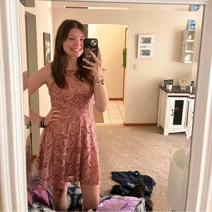 a dress! small but fits like an extra small!